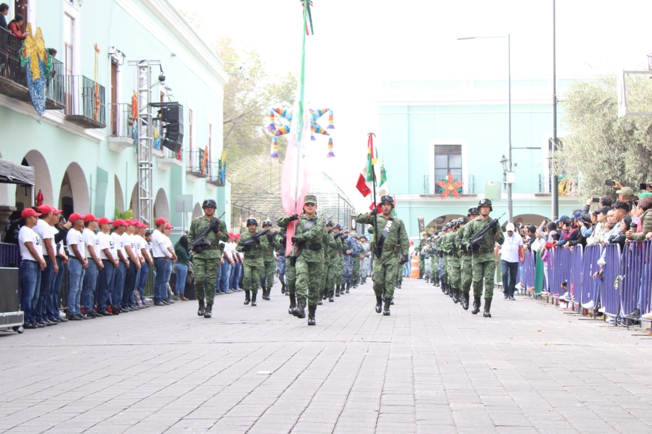 Ejército en el Desfile del 20 noviembre 2023 refrenda el compromiso con el pueblo de México