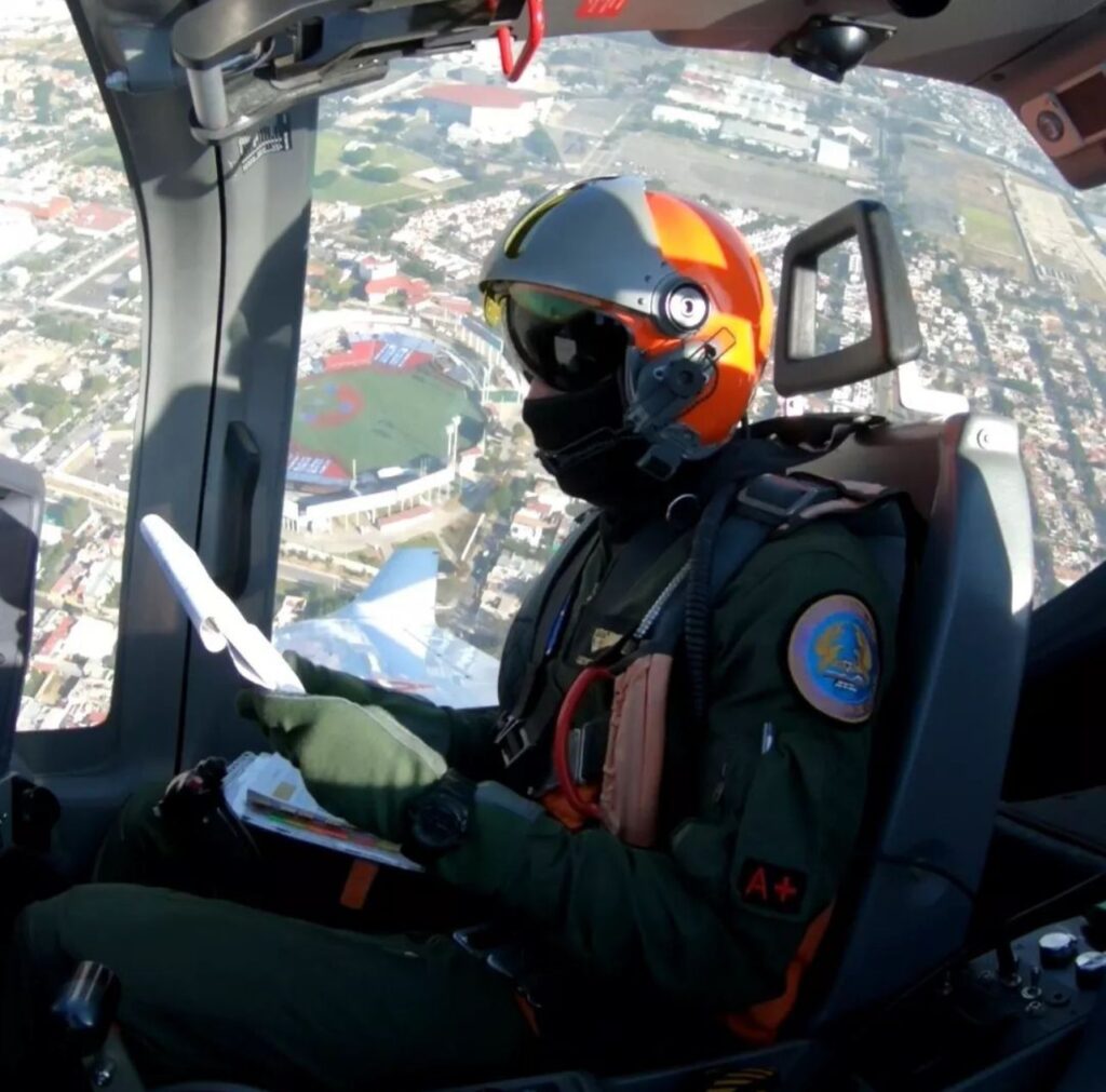Entrenamiento de Piloto Aviador Militar en México
